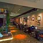 Hotel Emporium