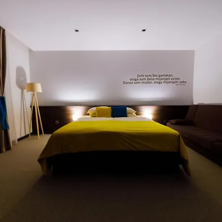 Emporium Hotell Bihać